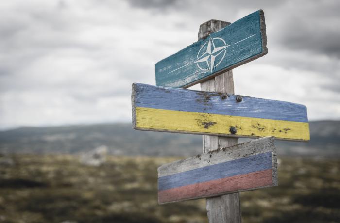 verkeersborden navo-rusland-oekraÏne