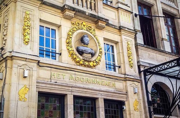 gevelbeeld van Leuvens café-restaurant Het Moorineken