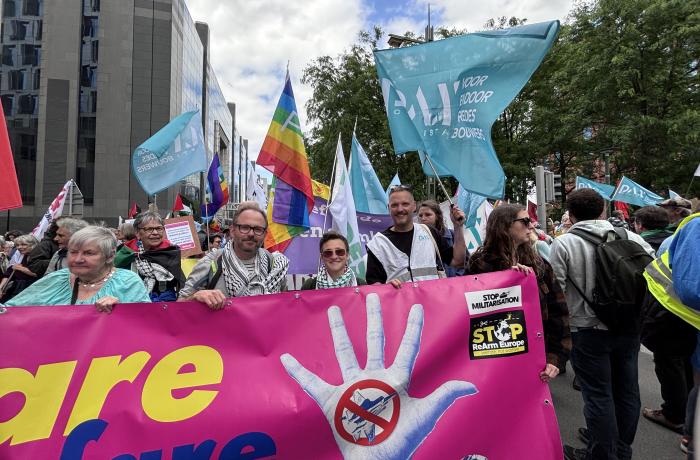 Pax Christi Vlaanderen vooraan bij de betoging in Brussel