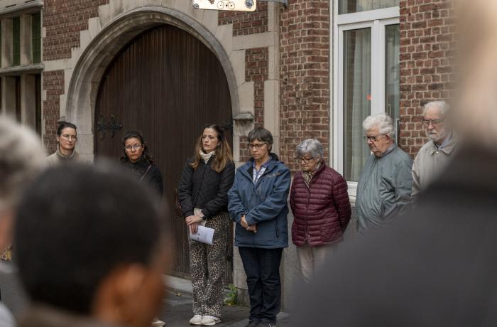 Stiltecirkel op de Ossemarkt