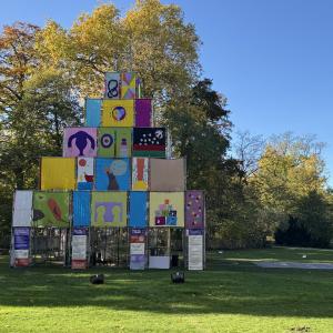 Temple of Peace in de zon