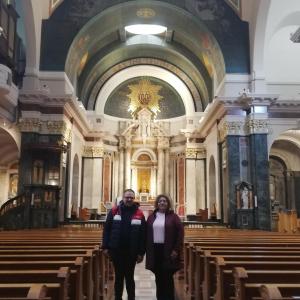 Paul en Bénédicte in de St. Aloysiuskerk te Glasgow